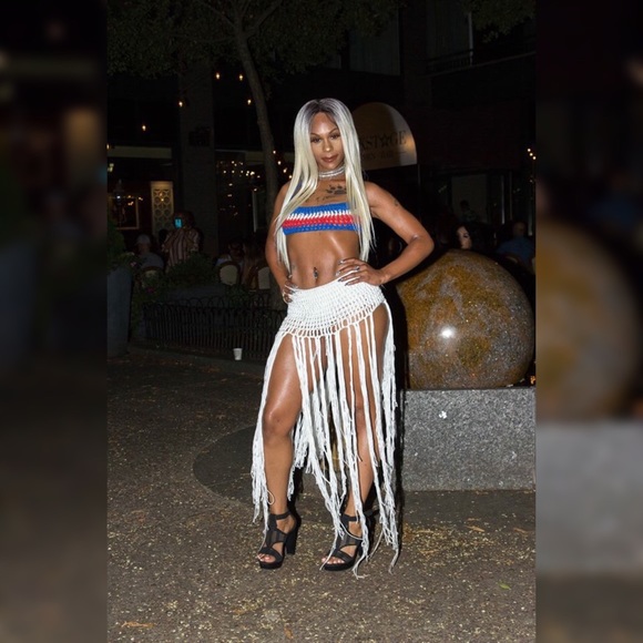 Dominican themed two piece - Picture 1 of 3